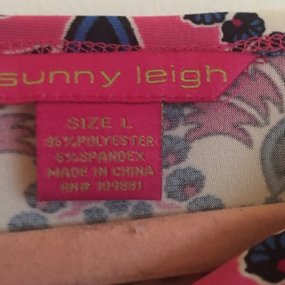 Sunny Leigh Top Large - Picture 2 of 5